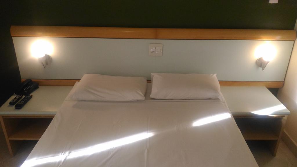 Apart Hotel Quartier Latin Vitória Екстериор снимка